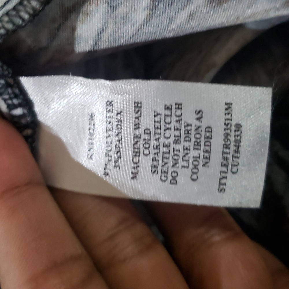 Dressed Size 16 - Picture 4 of 4